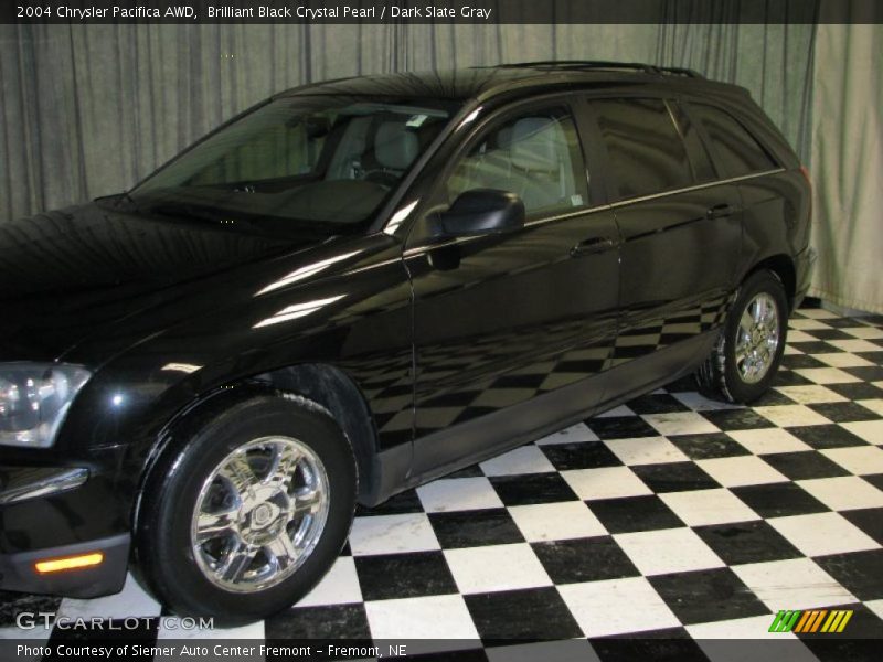 Brilliant Black Crystal Pearl / Dark Slate Gray 2004 Chrysler Pacifica AWD