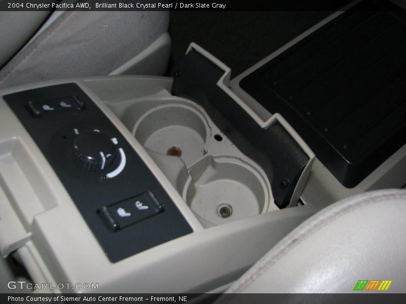 Brilliant Black Crystal Pearl / Dark Slate Gray 2004 Chrysler Pacifica AWD