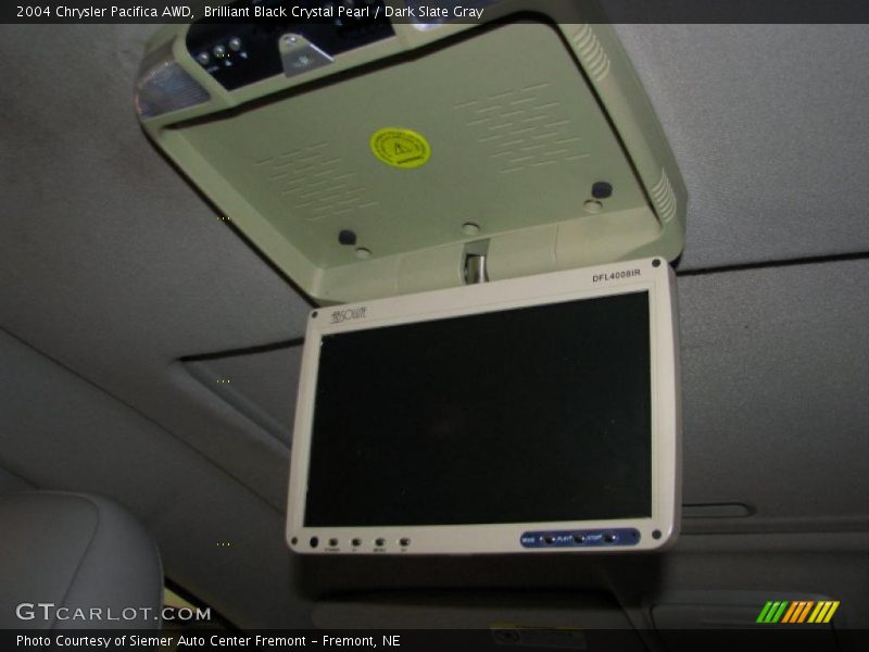 Brilliant Black Crystal Pearl / Dark Slate Gray 2004 Chrysler Pacifica AWD