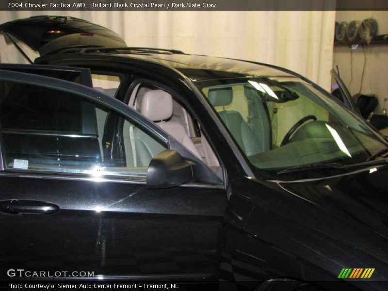 Brilliant Black Crystal Pearl / Dark Slate Gray 2004 Chrysler Pacifica AWD