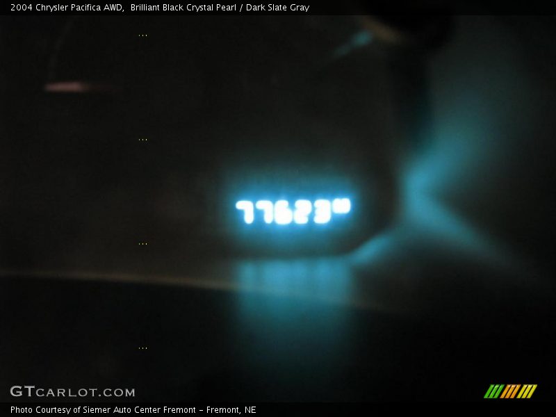 Brilliant Black Crystal Pearl / Dark Slate Gray 2004 Chrysler Pacifica AWD