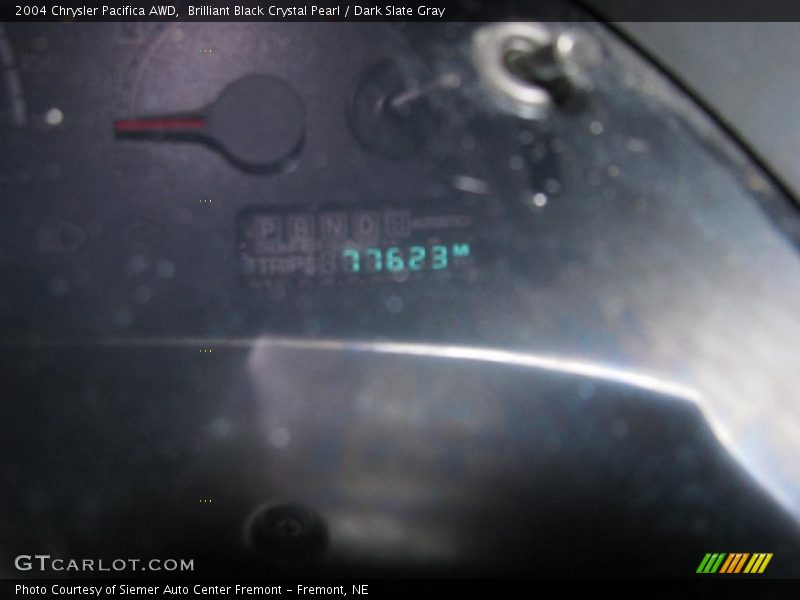 Brilliant Black Crystal Pearl / Dark Slate Gray 2004 Chrysler Pacifica AWD