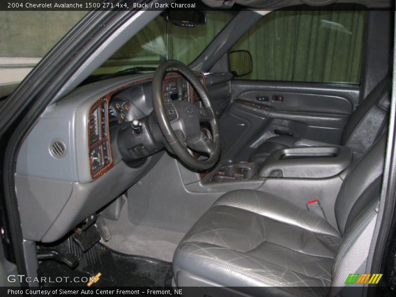 Black / Dark Charcoal 2004 Chevrolet Avalanche 1500 Z71 4x4