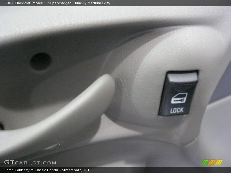 Black / Medium Gray 2004 Chevrolet Impala SS Supercharged