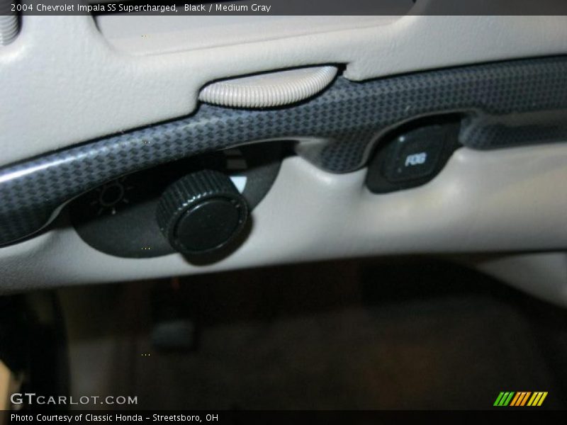 Black / Medium Gray 2004 Chevrolet Impala SS Supercharged