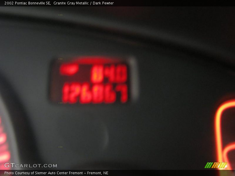 Granite Gray Metallic / Dark Pewter 2002 Pontiac Bonneville SE