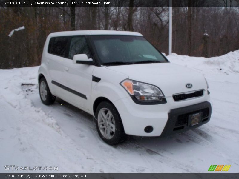 Clear White / Sand/Black Houndstooth Cloth 2010 Kia Soul !