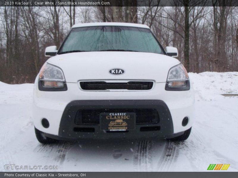 Clear White / Sand/Black Houndstooth Cloth 2010 Kia Soul !