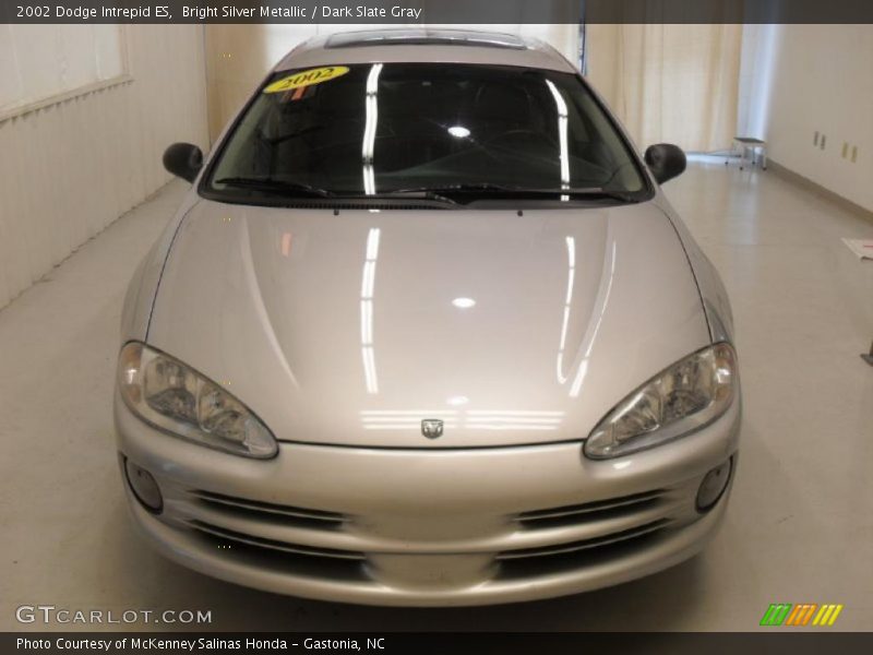 Bright Silver Metallic / Dark Slate Gray 2002 Dodge Intrepid ES