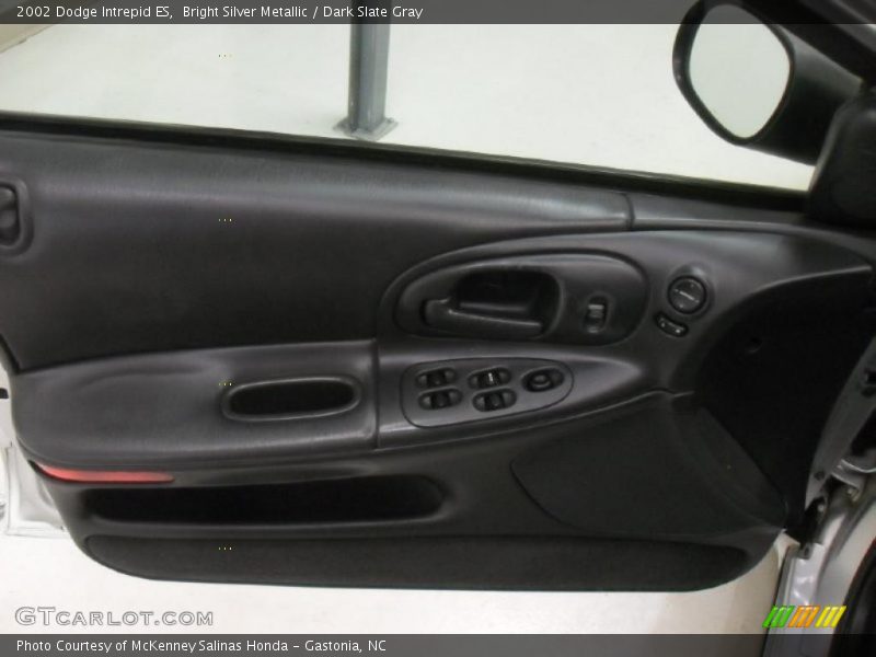 Bright Silver Metallic / Dark Slate Gray 2002 Dodge Intrepid ES