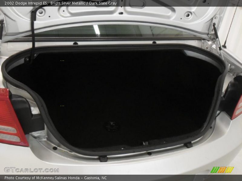 Bright Silver Metallic / Dark Slate Gray 2002 Dodge Intrepid ES