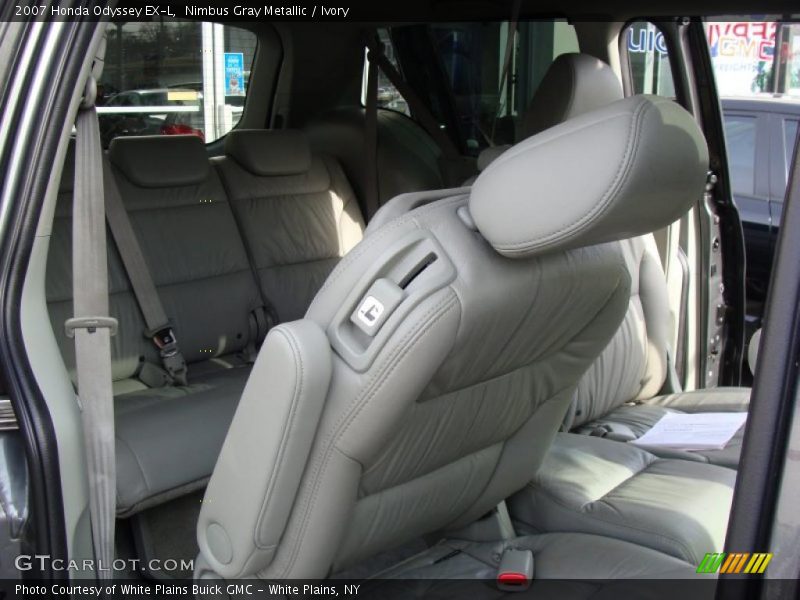 Nimbus Gray Metallic / Ivory 2007 Honda Odyssey EX-L