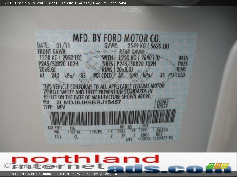 White Platinum Tri-Coat / Medium Light Stone 2011 Lincoln MKX AWD