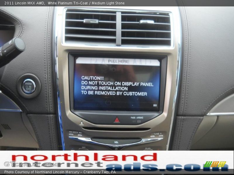 White Platinum Tri-Coat / Medium Light Stone 2011 Lincoln MKX AWD