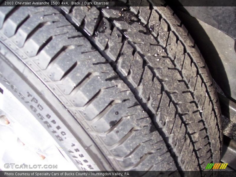 Black / Dark Charcoal 2003 Chevrolet Avalanche 1500 4x4