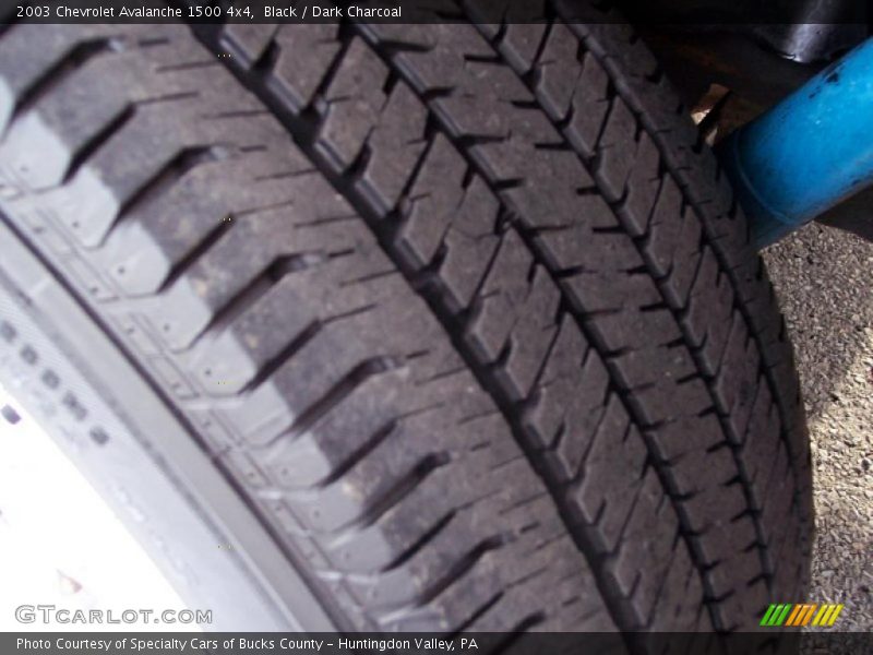 Black / Dark Charcoal 2003 Chevrolet Avalanche 1500 4x4