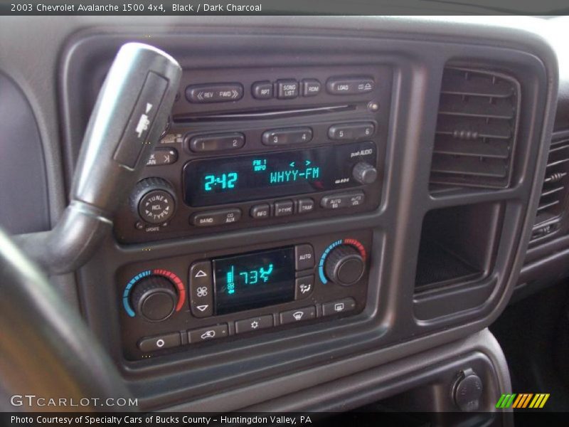 Black / Dark Charcoal 2003 Chevrolet Avalanche 1500 4x4