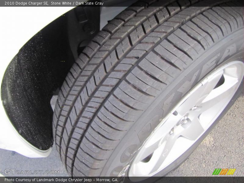 Stone White / Dark Slate Gray 2010 Dodge Charger SE