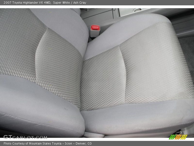 Super White / Ash Gray 2007 Toyota Highlander V6 4WD
