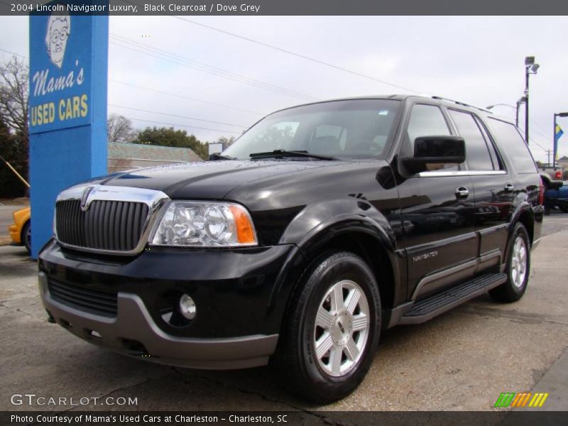 Black Clearcoat / Dove Grey 2004 Lincoln Navigator Luxury