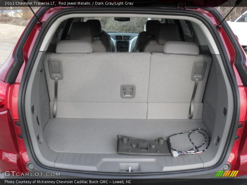 Red Jewel Metallic / Dark Gray/Light Gray 2011 Chevrolet Traverse LT