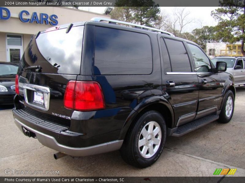 Black Clearcoat / Dove Grey 2004 Lincoln Navigator Luxury