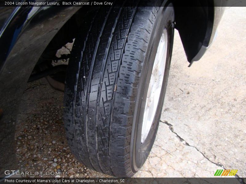 Black Clearcoat / Dove Grey 2004 Lincoln Navigator Luxury
