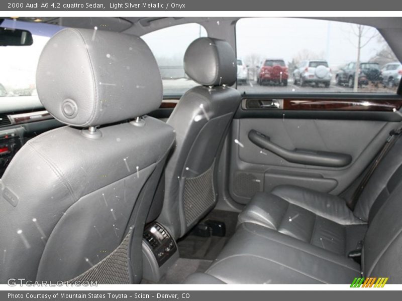 Light Silver Metallic / Onyx 2000 Audi A6 4.2 quattro Sedan