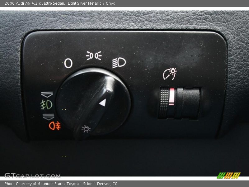 Light Silver Metallic / Onyx 2000 Audi A6 4.2 quattro Sedan