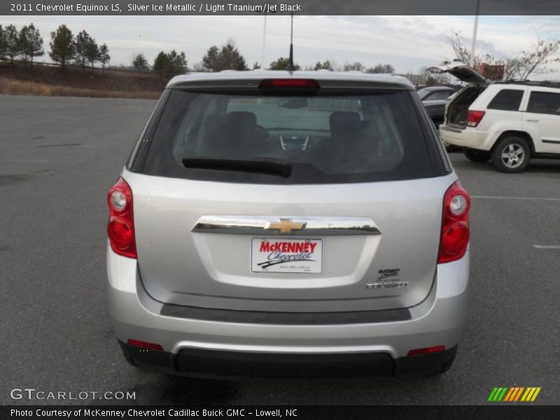 Silver Ice Metallic / Light Titanium/Jet Black 2011 Chevrolet Equinox LS