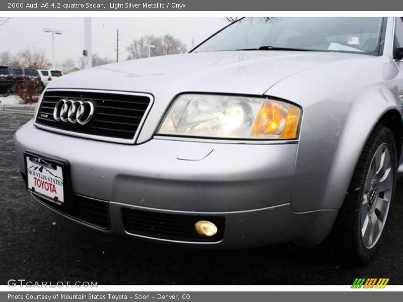 Light Silver Metallic / Onyx 2000 Audi A6 4.2 quattro Sedan