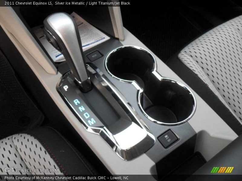 Silver Ice Metallic / Light Titanium/Jet Black 2011 Chevrolet Equinox LS