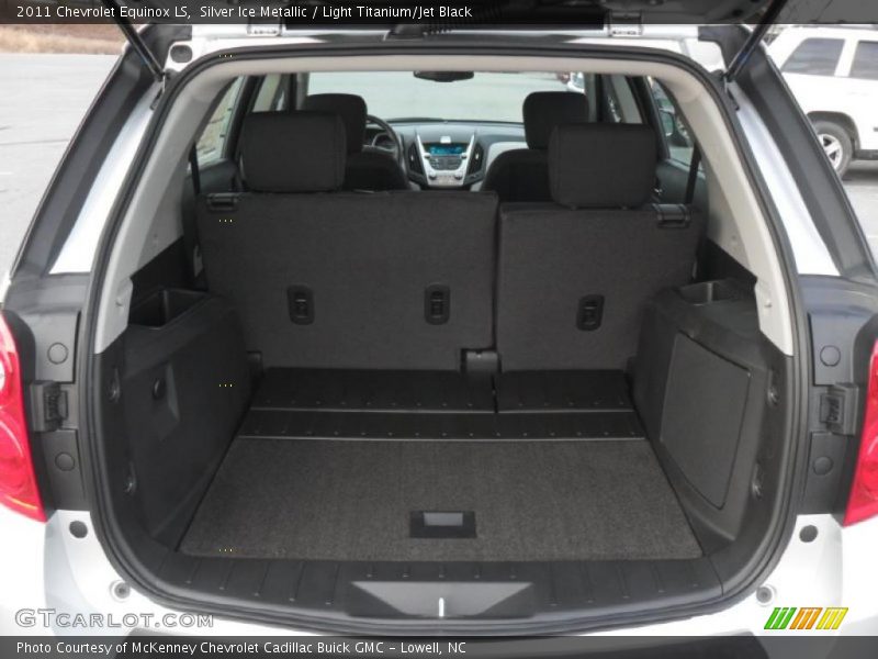 Silver Ice Metallic / Light Titanium/Jet Black 2011 Chevrolet Equinox LS