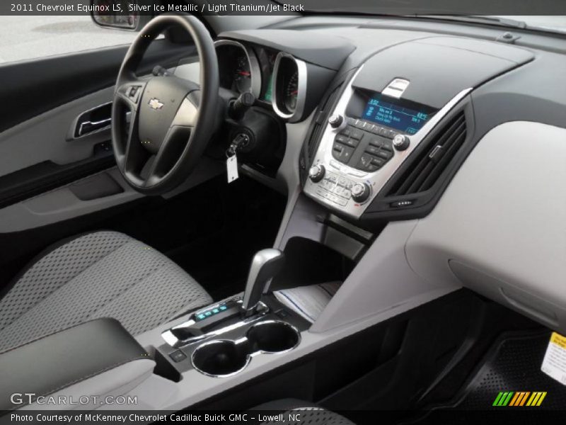 Silver Ice Metallic / Light Titanium/Jet Black 2011 Chevrolet Equinox LS