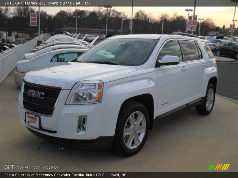 Olympic White / Jet Black 2011 GMC Terrain SLT