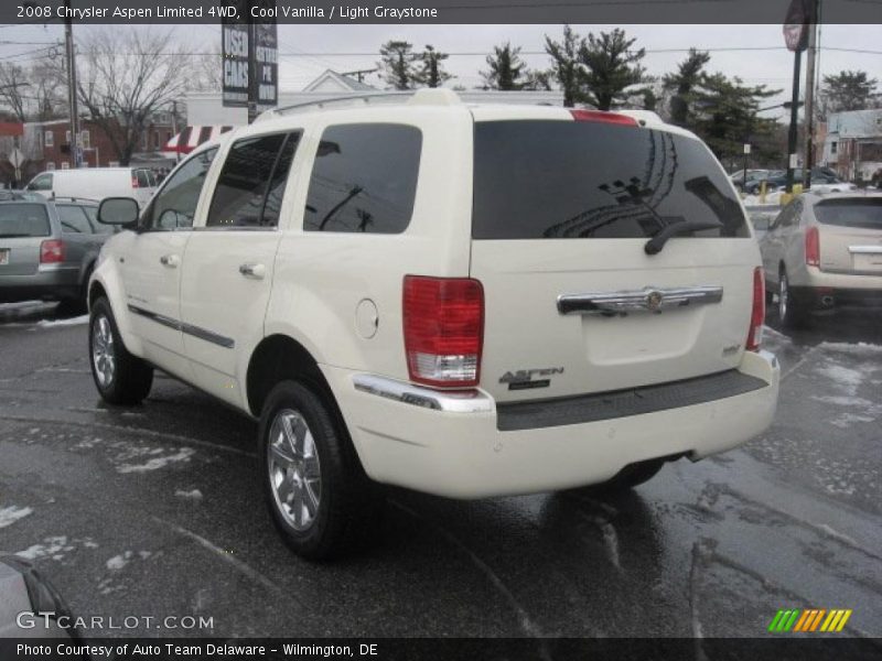 Cool Vanilla / Light Graystone 2008 Chrysler Aspen Limited 4WD