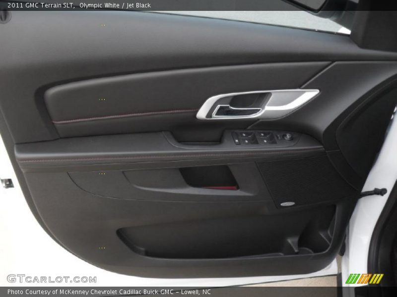 Olympic White / Jet Black 2011 GMC Terrain SLT