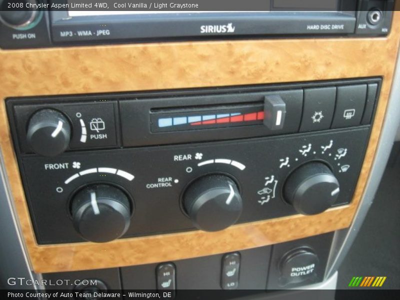 Cool Vanilla / Light Graystone 2008 Chrysler Aspen Limited 4WD