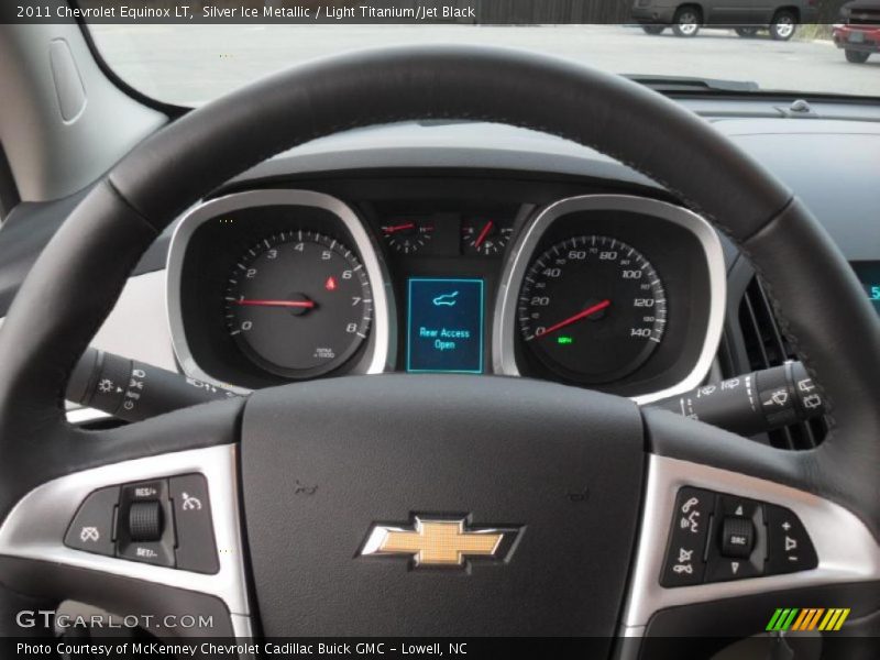 Silver Ice Metallic / Light Titanium/Jet Black 2011 Chevrolet Equinox LT