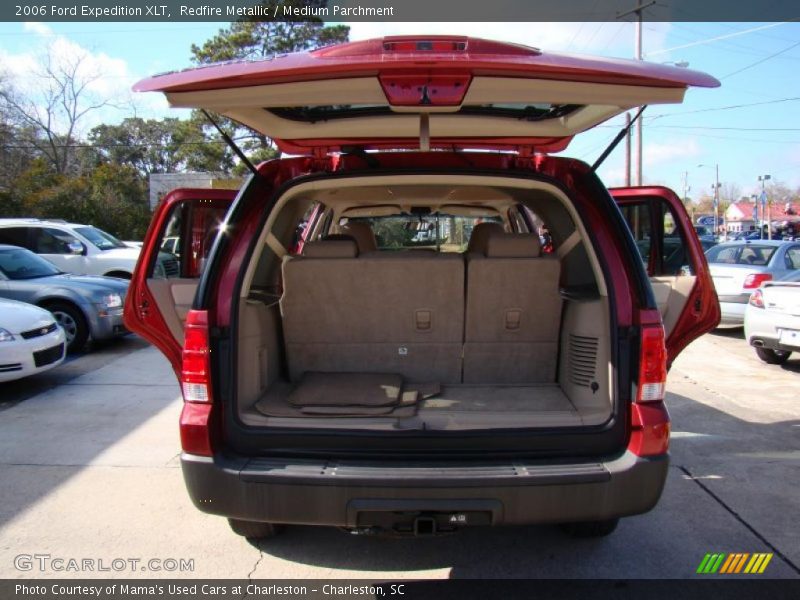 Redfire Metallic / Medium Parchment 2006 Ford Expedition XLT