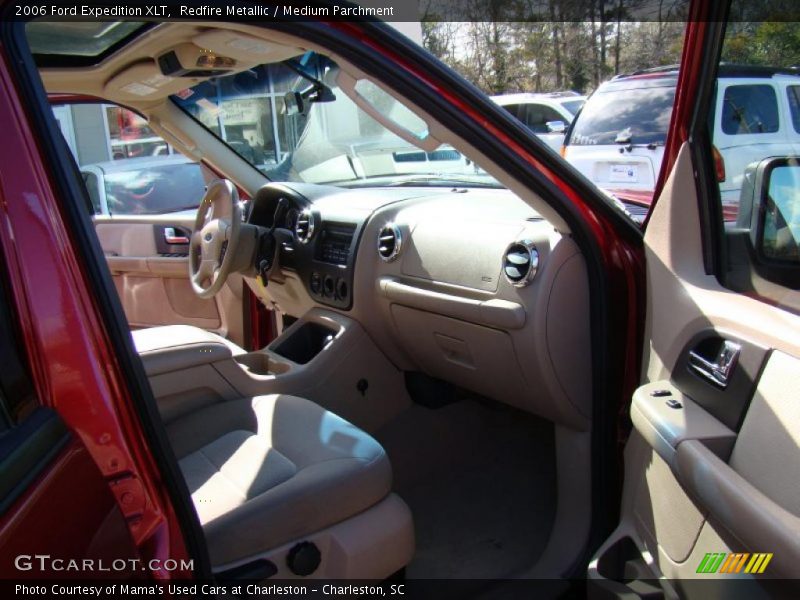 Redfire Metallic / Medium Parchment 2006 Ford Expedition XLT
