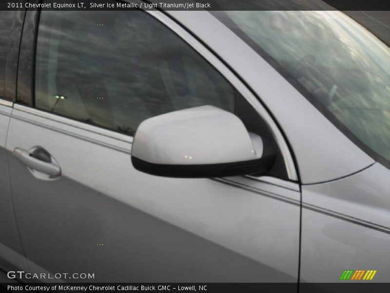 Silver Ice Metallic / Light Titanium/Jet Black 2011 Chevrolet Equinox LT
