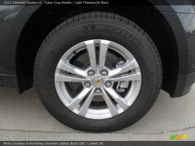 Cyber Gray Metallic / Light Titanium/Jet Black 2011 Chevrolet Equinox LS