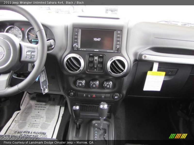 Black / Black 2011 Jeep Wrangler Unlimited Sahara 4x4