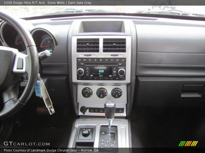 Controls of 2008 Nitro R/T 4x4