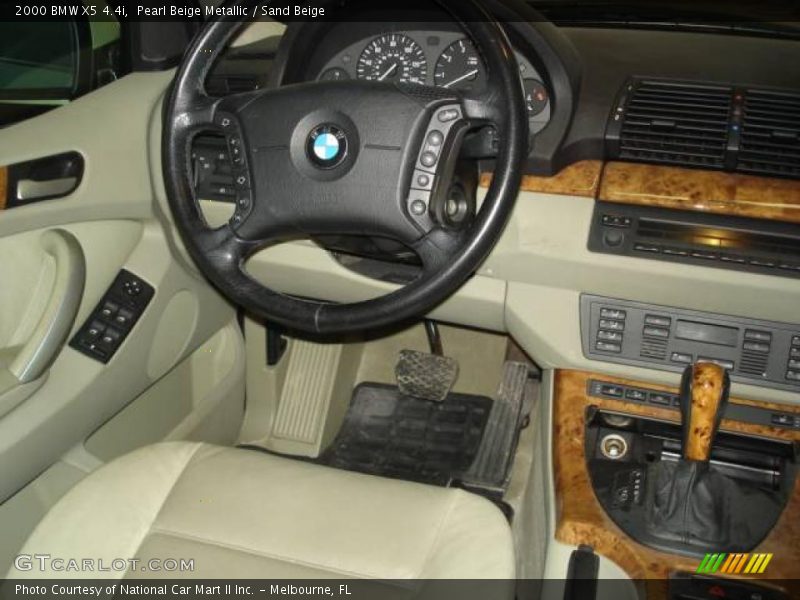 Pearl Beige Metallic / Sand Beige 2000 BMW X5 4.4i