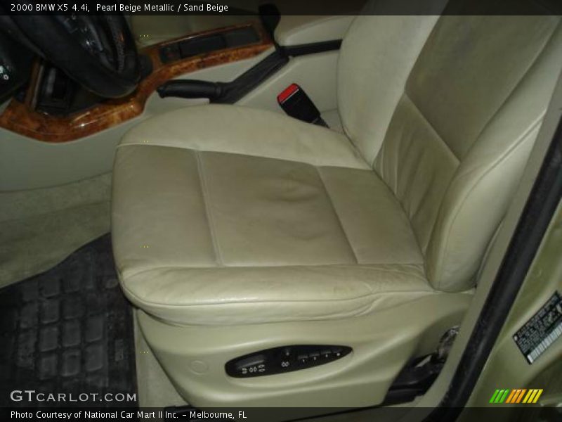 Pearl Beige Metallic / Sand Beige 2000 BMW X5 4.4i