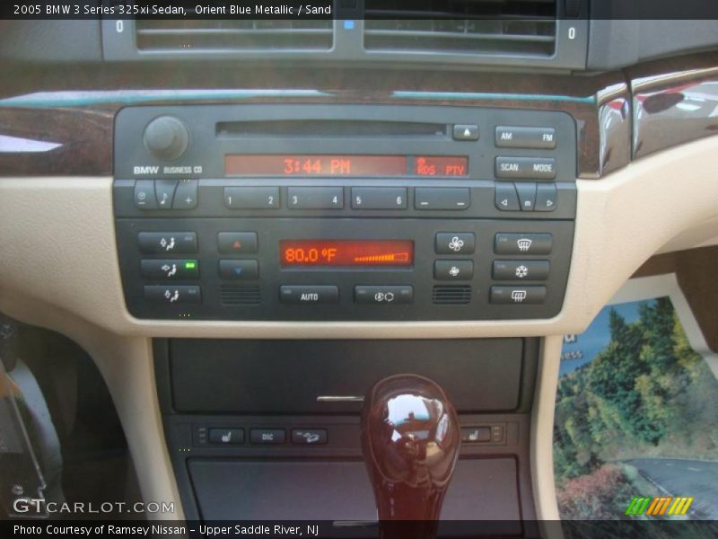 Orient Blue Metallic / Sand 2005 BMW 3 Series 325xi Sedan