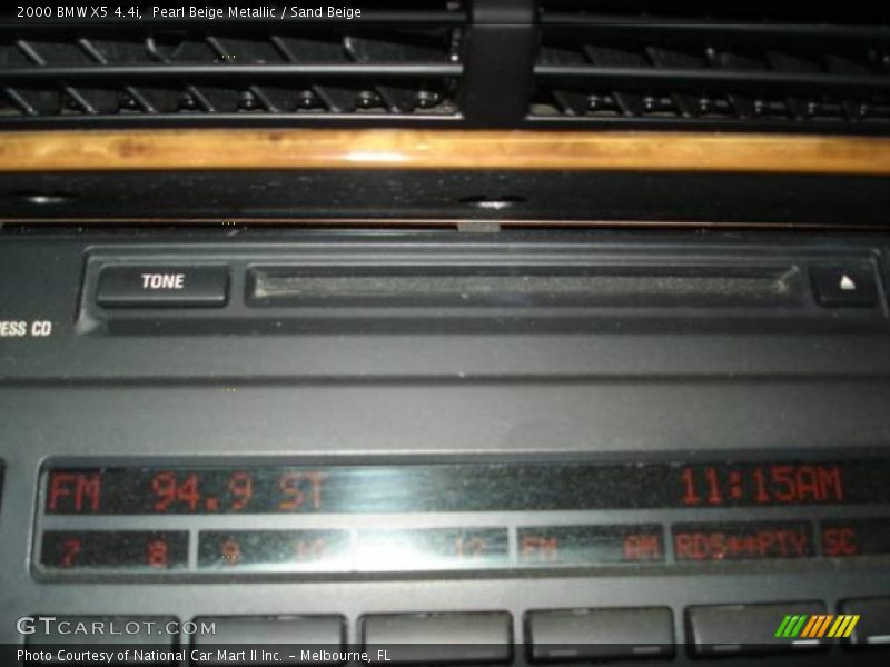 Pearl Beige Metallic / Sand Beige 2000 BMW X5 4.4i