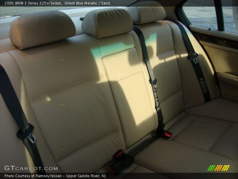 Orient Blue Metallic / Sand 2005 BMW 3 Series 325xi Sedan